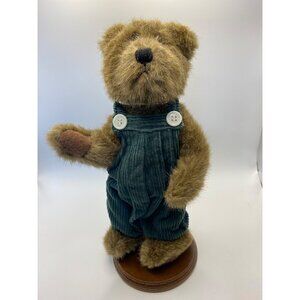 Vintage Boyd’s Teddy Bear In Green Corduroy Overalls On Wooden Stand 10”